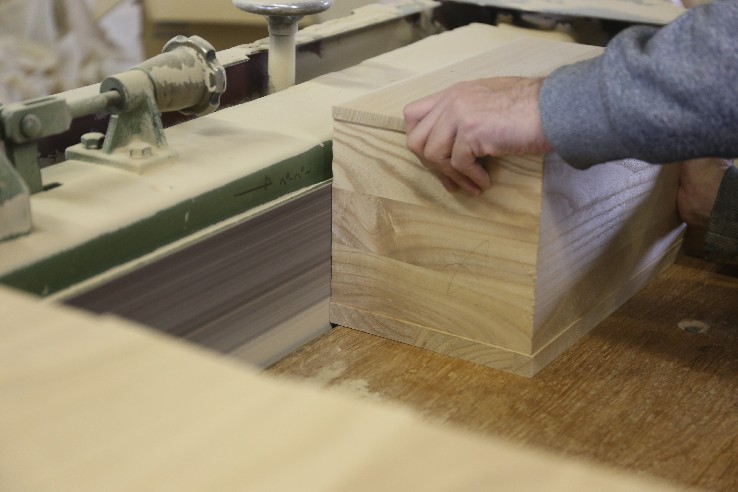 Paulownia wood chest drawer