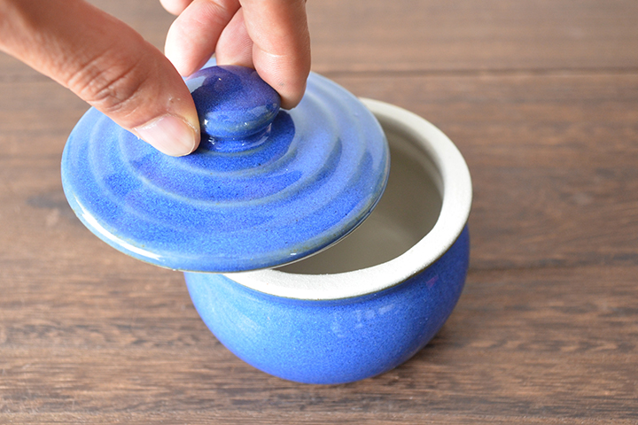 blue earthenware pot for umeboshi