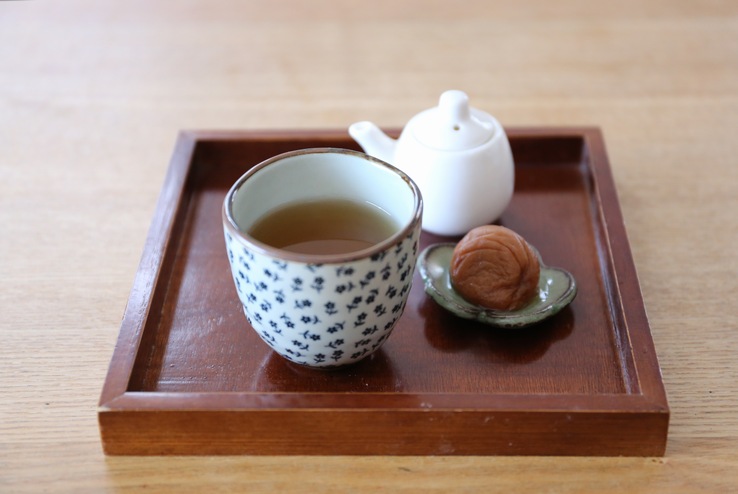 A cup of Umeboshi Bancha