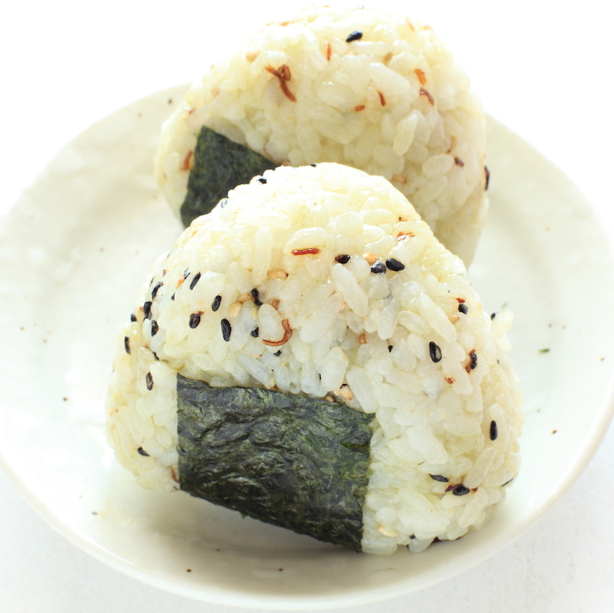 How to Make a Kombu Onigiri